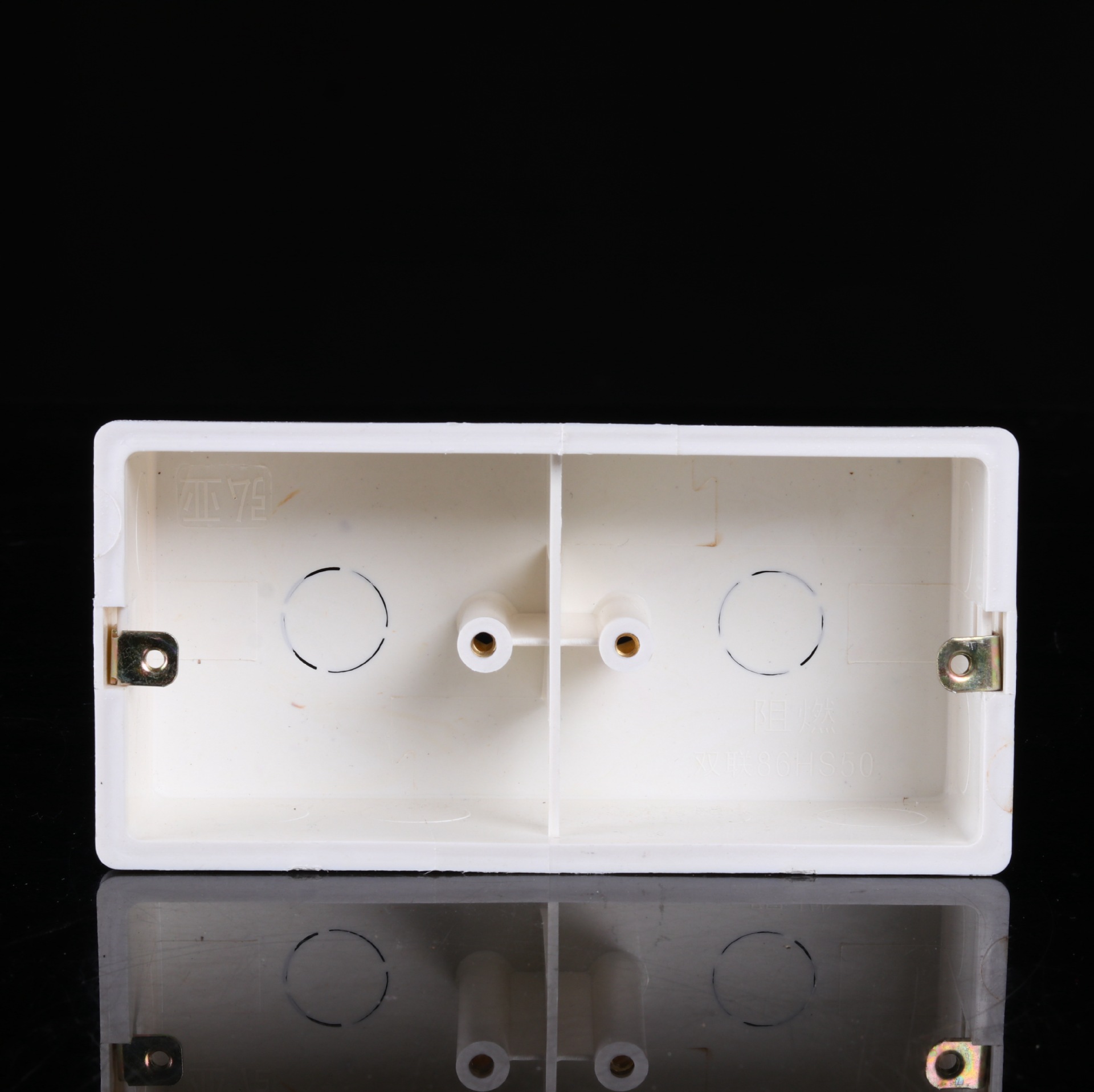 86型开关插座面板底座接线盒 通用pvc电线暗盒 连体盒2位3位联盒-阿里