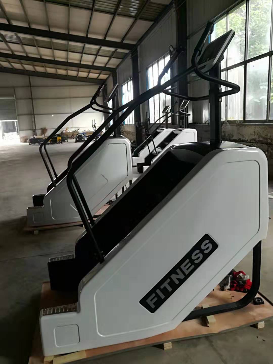 楼梯机商用健身房台阶器台阶机商用电控会所俱乐部登山机健身器材