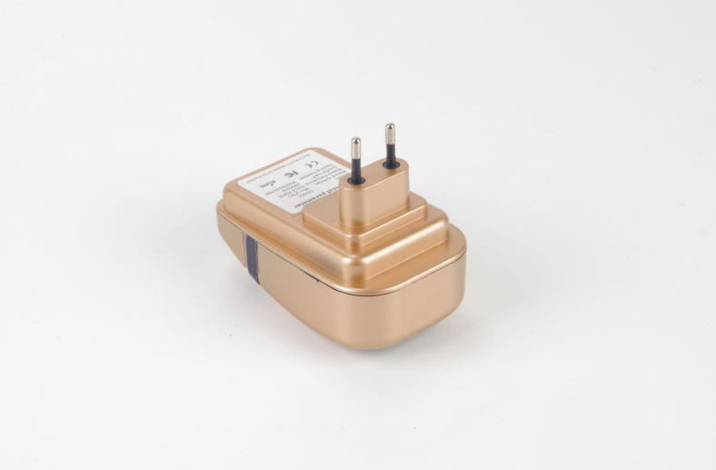 新款家用省电器省电王 家用节电器节能器省电宝省电器 厂家直销