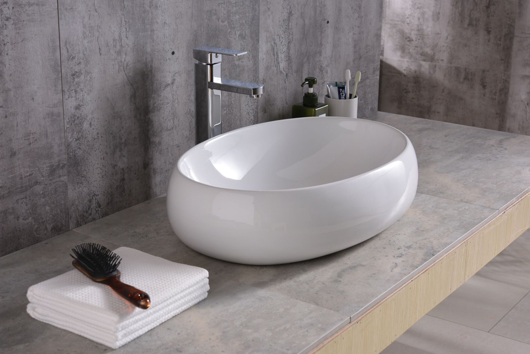 厂家直销椭圆形艺术盆 陶瓷面盆 卫生间台上盆 洗脸盆 白色洗手盆