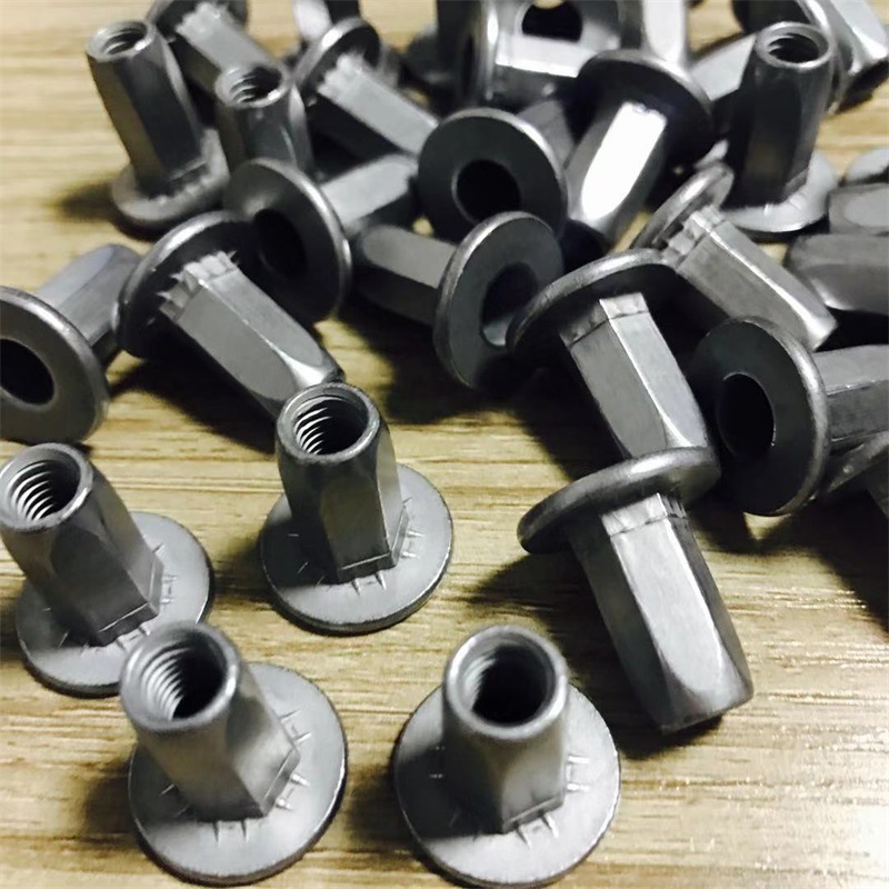镀锌镍合金平头全六角汽车大帽铆螺母高品质六角汽车铆螺母m6*20l