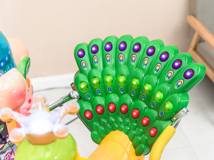 新款摇摇车投币2020旋转孔雀儿童电动玩具超市门口扫码商摇摇摆机