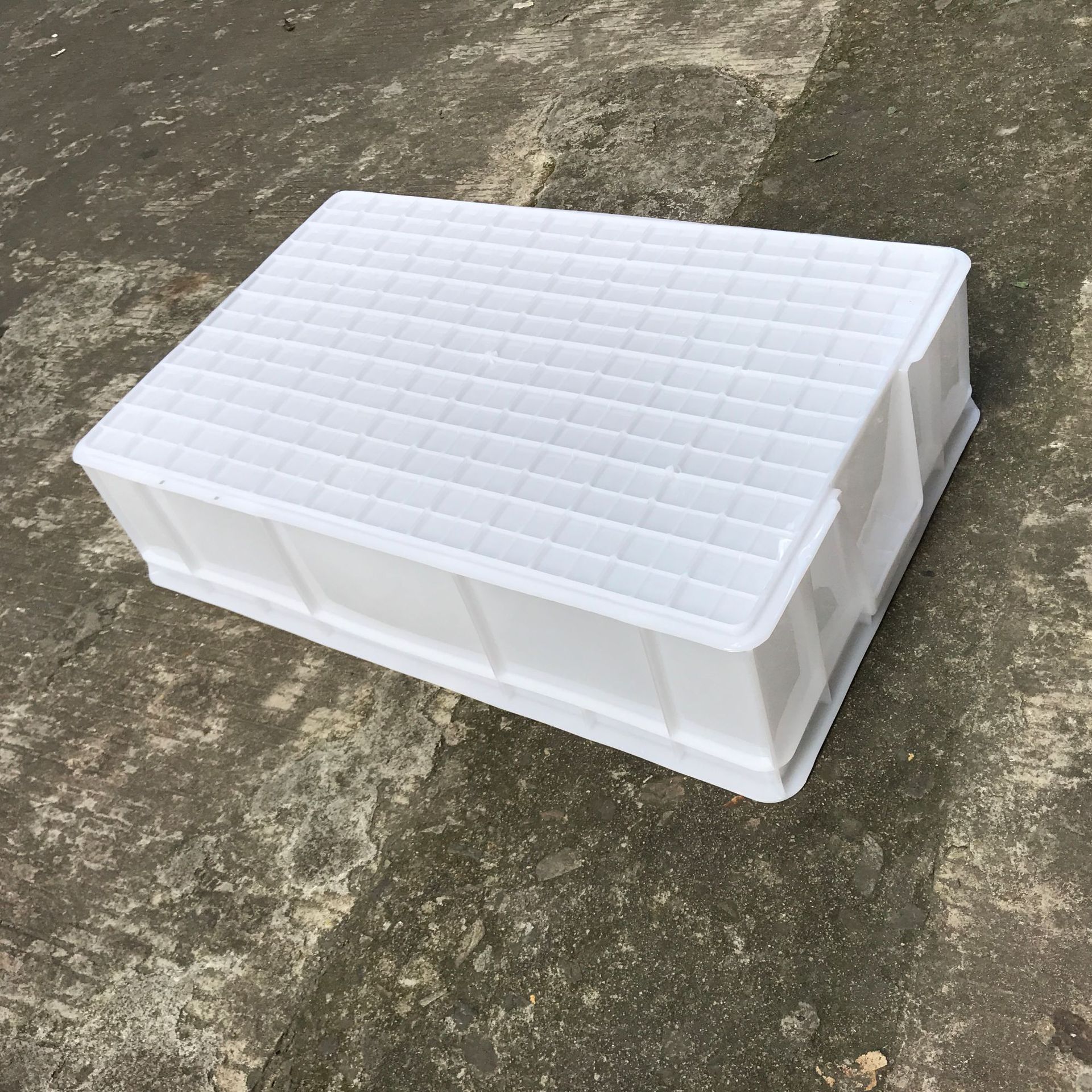 东莞泽伟塑料厂 7#箱 白色面包箱 塑料周转箱塑胶箱660*405*145mm