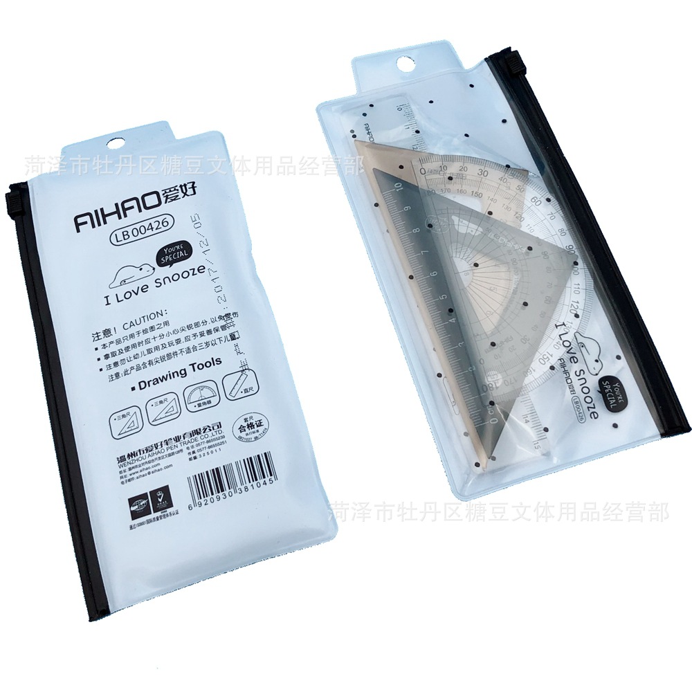 15cm直尺 【商品尺寸】:15cm*10cm 【主要材质】:塑料 【商品包装】