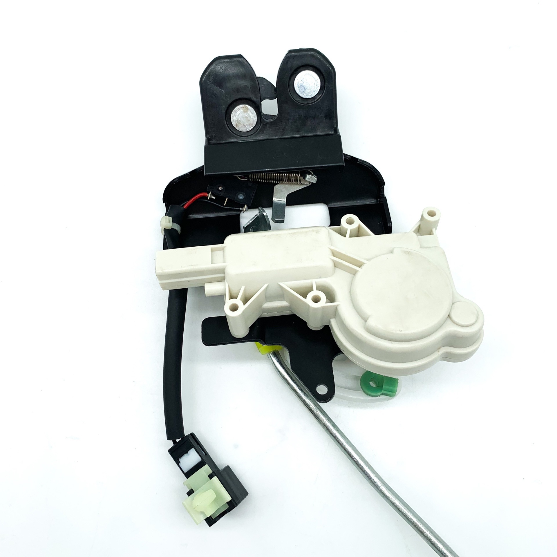 适用于马自达6奔腾b50汽车后备箱锁 g22c-56-820a尾门锁机 尾盖锁