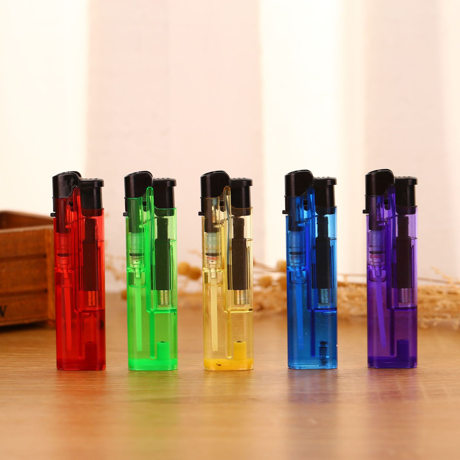 新款荧光528包纸透明金属一次性防风打火机 小巧精品打火机批发