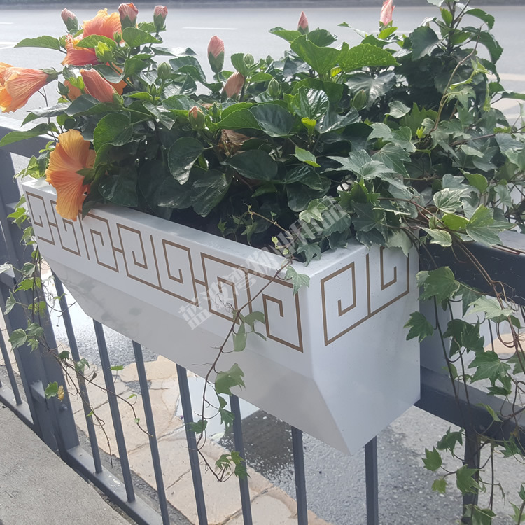 新款街道室外高温烤漆不锈钢花箱花钵市政异性道路花圃高档花盆