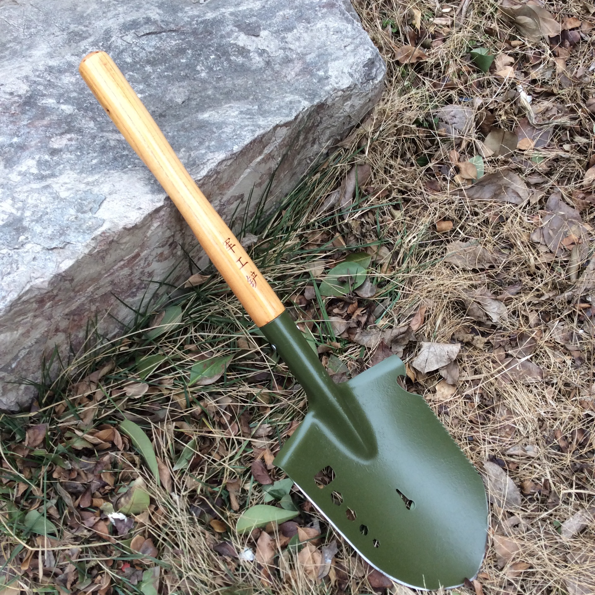 正品工兵木柄 205铲子户外铲铁锹军工锹老军锹急救铲钓鱼铲车载