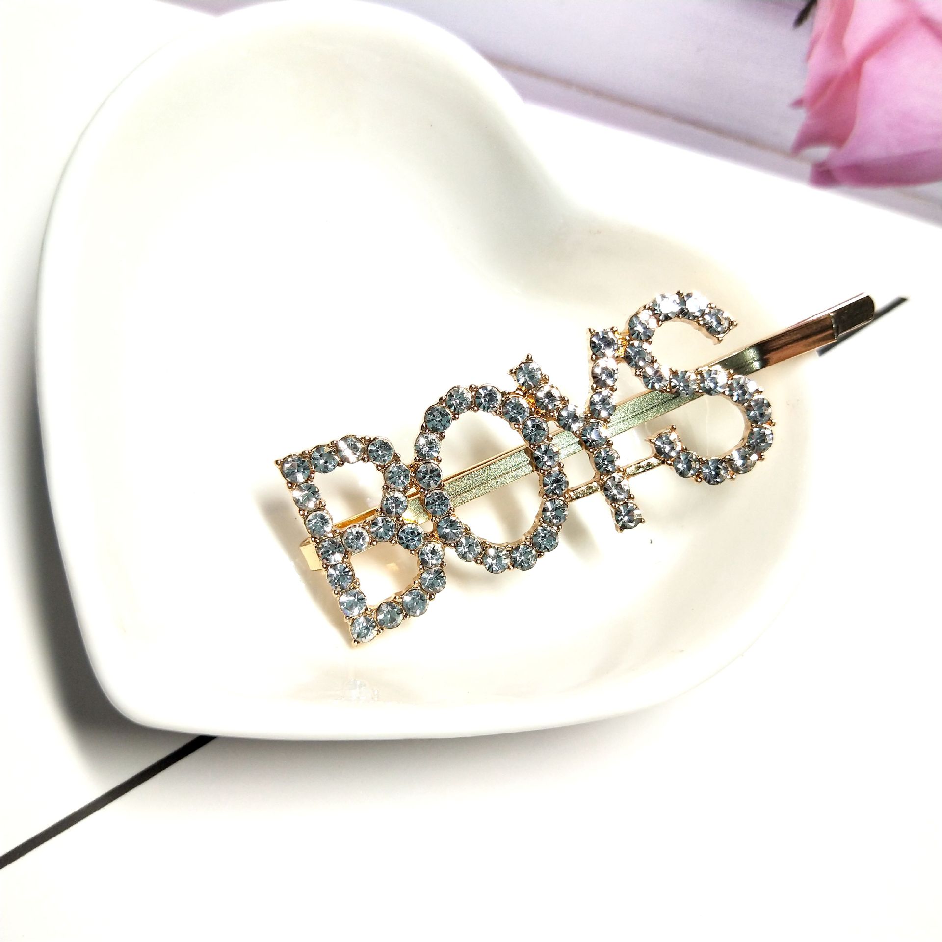 韩版时尚女生镀银点钻英文字母一字夹潮流发饰边夹kisslove发夹饰