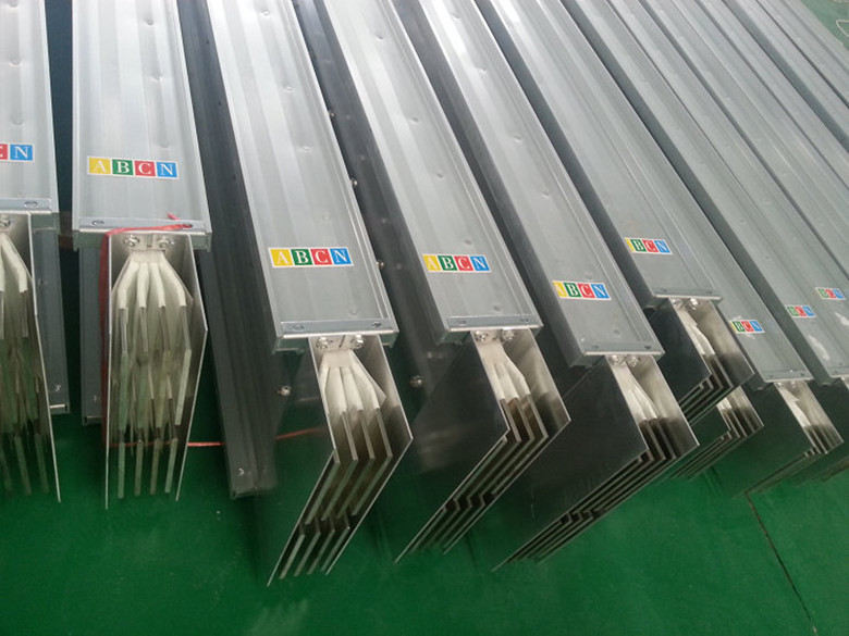 封闭式绝缘母线槽低压封闭绝缘母线槽铝合金母线槽
