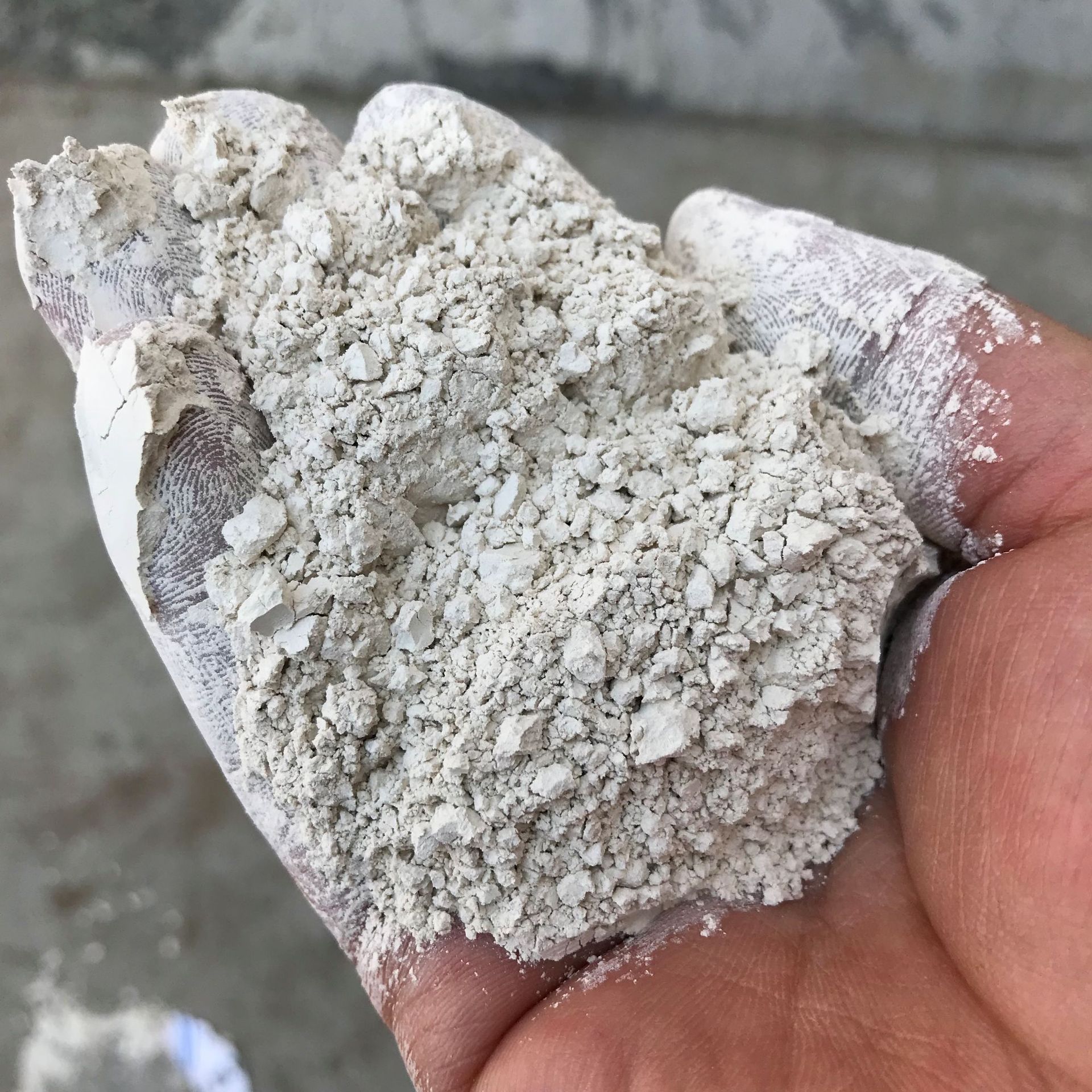 厂家供应铸造涂料专用蓝晶石细粉 量大优惠