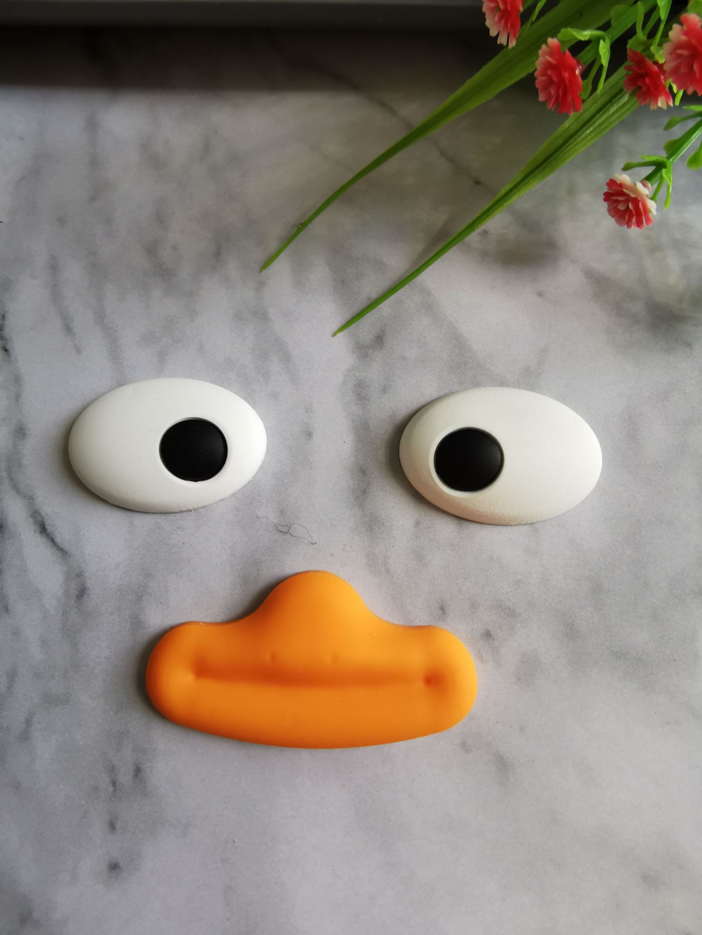 手机壳驾驶证本饰品公仔贴片玻尿酸鸭大眼睛香肠嘴汽车用品鸭嘴巴