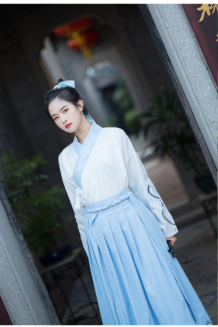 5849素云龙原创重工绣花汉服女绣武侠风大氅情侣装大码学生服班服