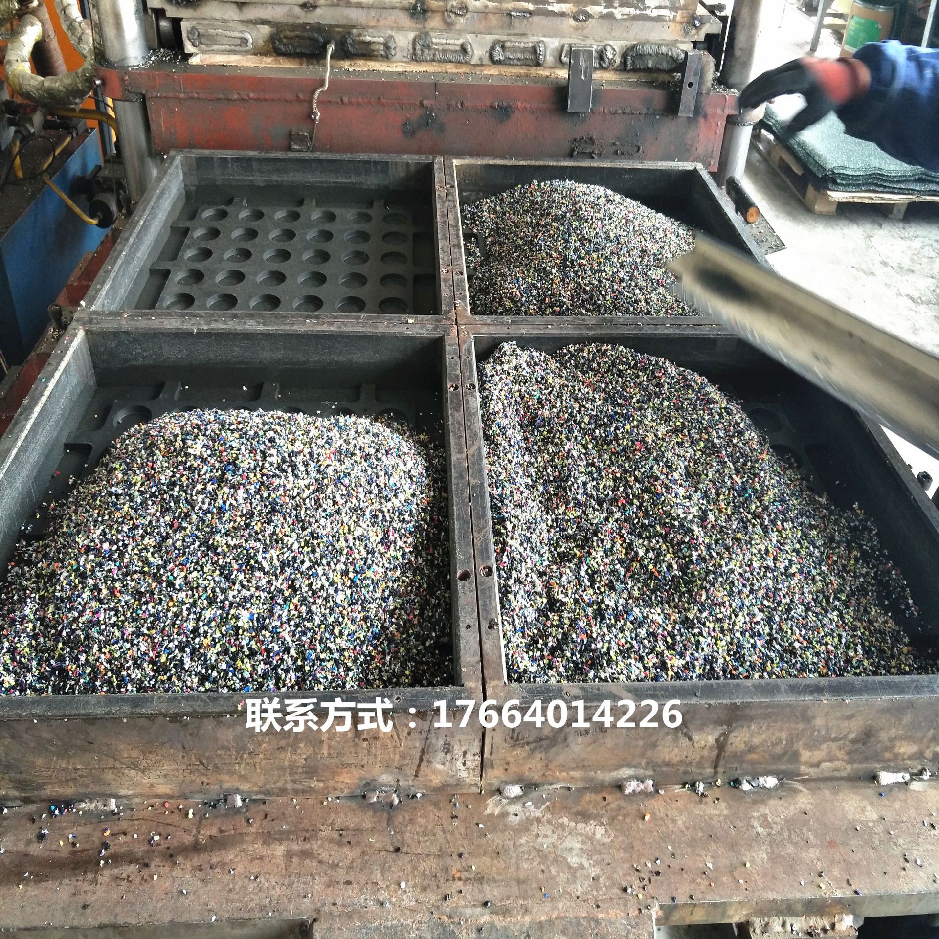 该模具需搭配地砖硫化机使用,以下为畅销机型,点击图片了解