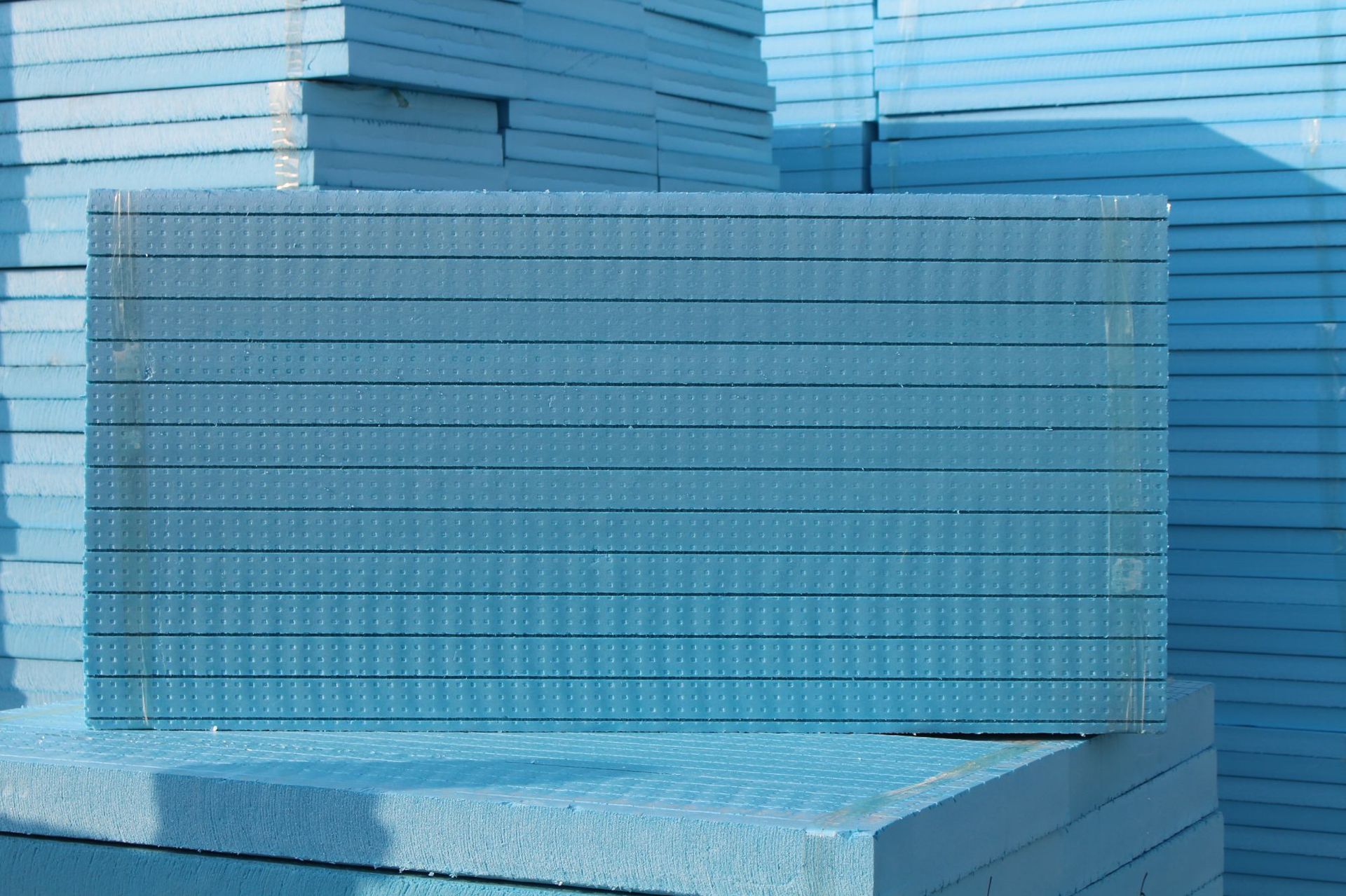 地暖挤塑泡沫板批发 阻燃xps挤塑保温板 高密度聚苯乙烯挤塑板