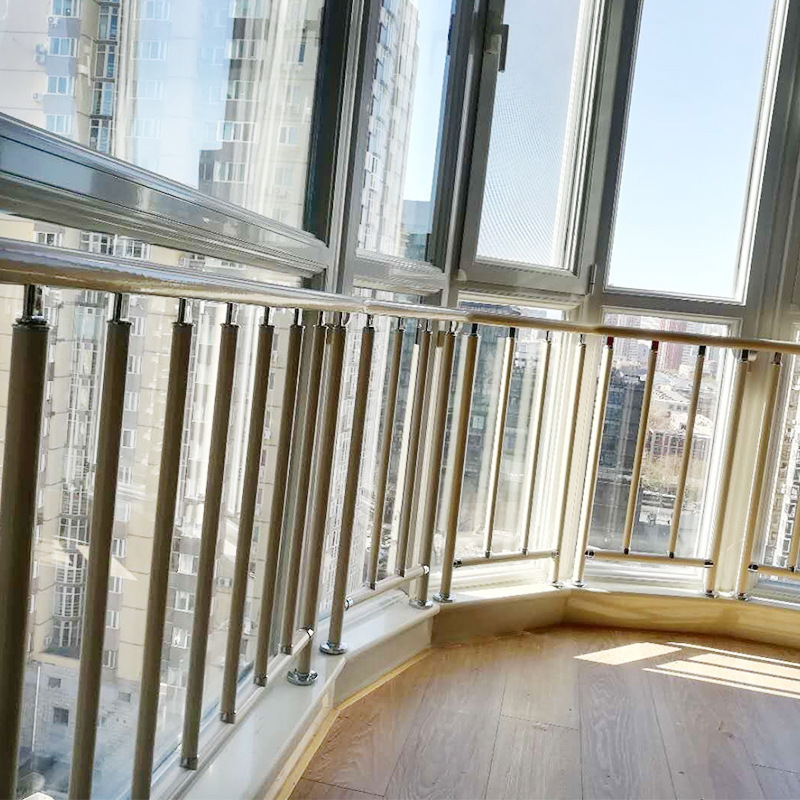 厂家直供阳台护栏室内飘窗护栏阳台窗户栏杆树脂材质工程订单