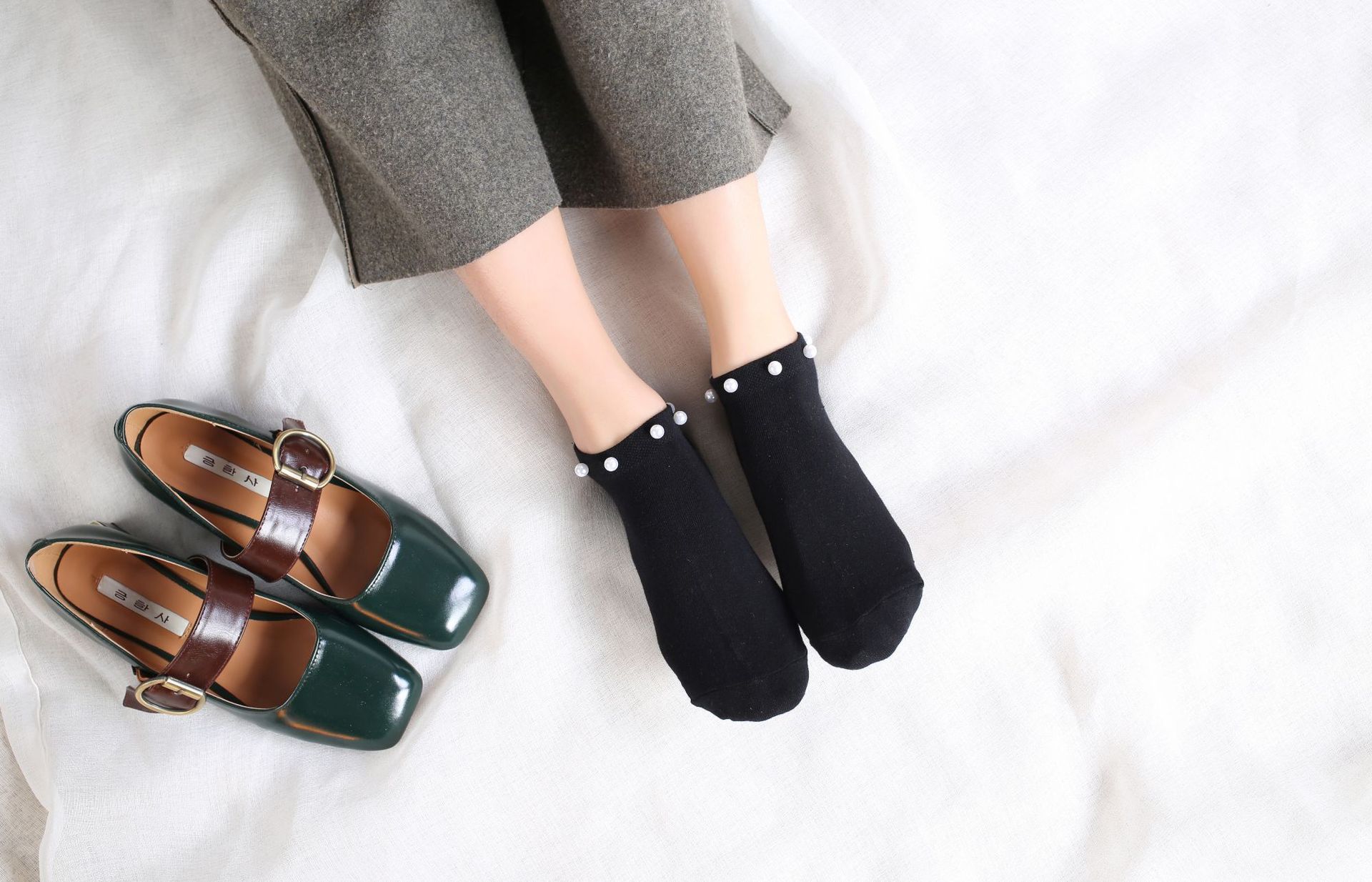 带珍珠日系可爱女袜韩版学院风短袜洛丽塔袜子糖果色小皮鞋浅口袜