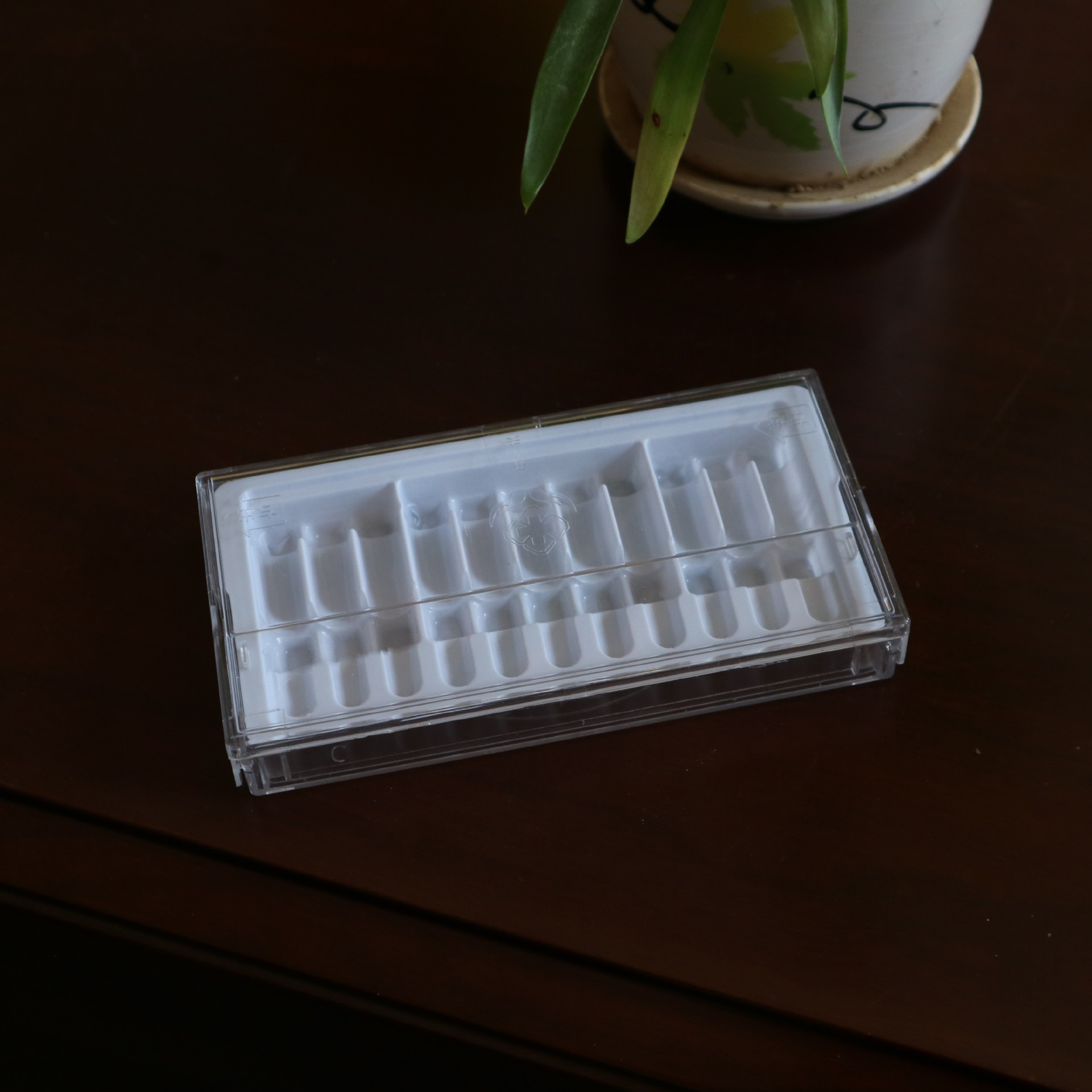 塑料急救药品盒避光针剂盒1ml2ml 抢救车装药盒pc塑料盒子遮光