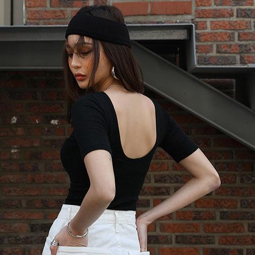 2022夏季新款女装韩版性感露背u领显廋紧身上衣五分袖短袖t恤女潮