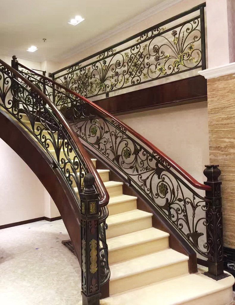 佛山厂家 锻打铁艺楼梯扶手 别墅酒店铁扶手 豪华定制旋转梯扶手