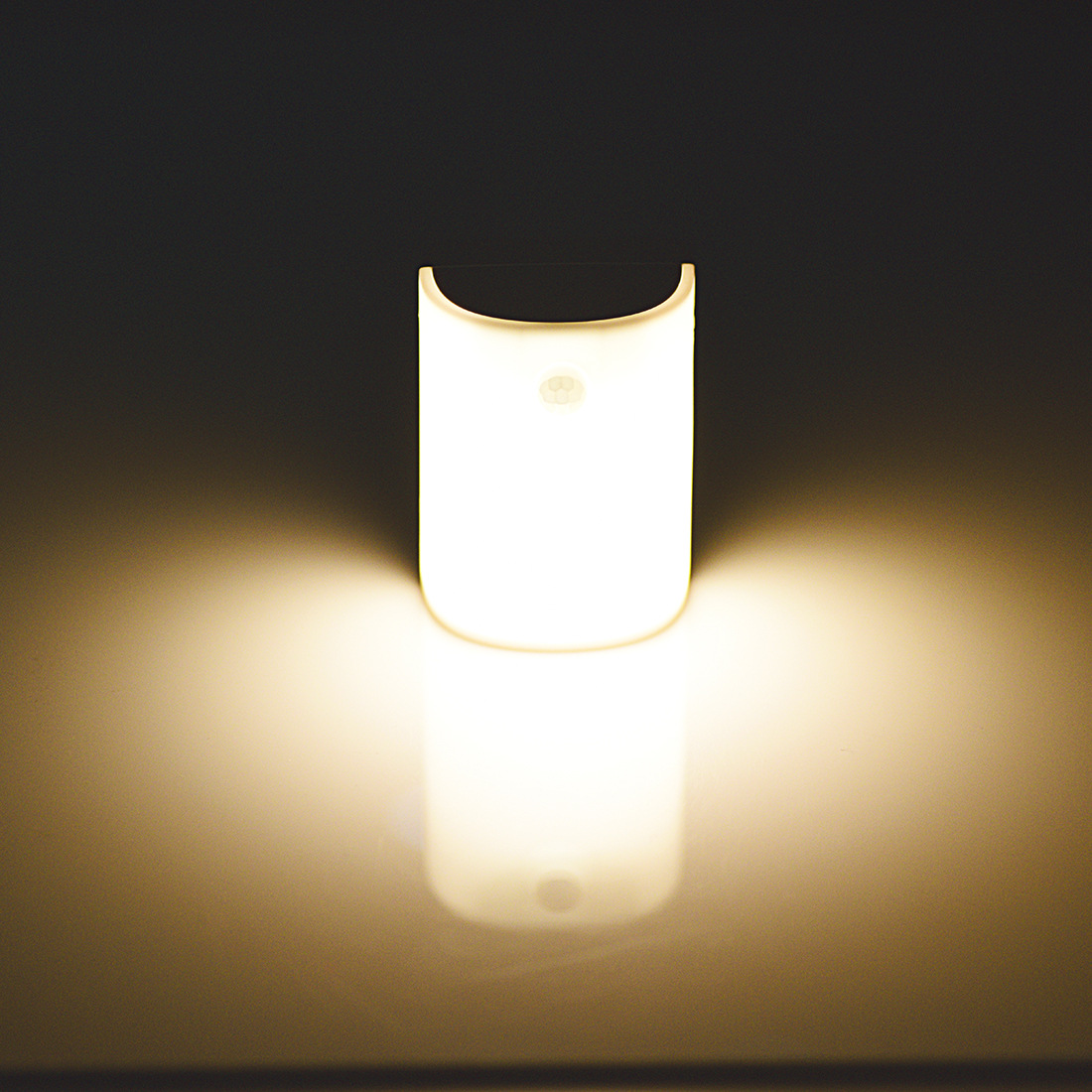 跨境爆款 户外露营夜灯 人体感应小夜灯 usb充电夜灯带开关调节