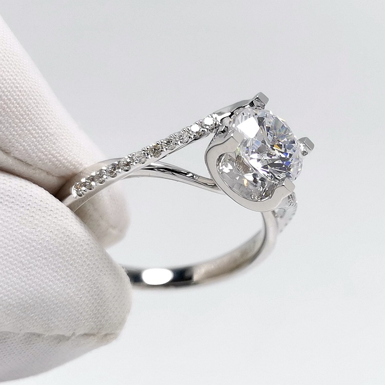 戒托批发 30分50分1克拉四爪钻戒戒托 18k白金镶钻结婚订婚钻戒