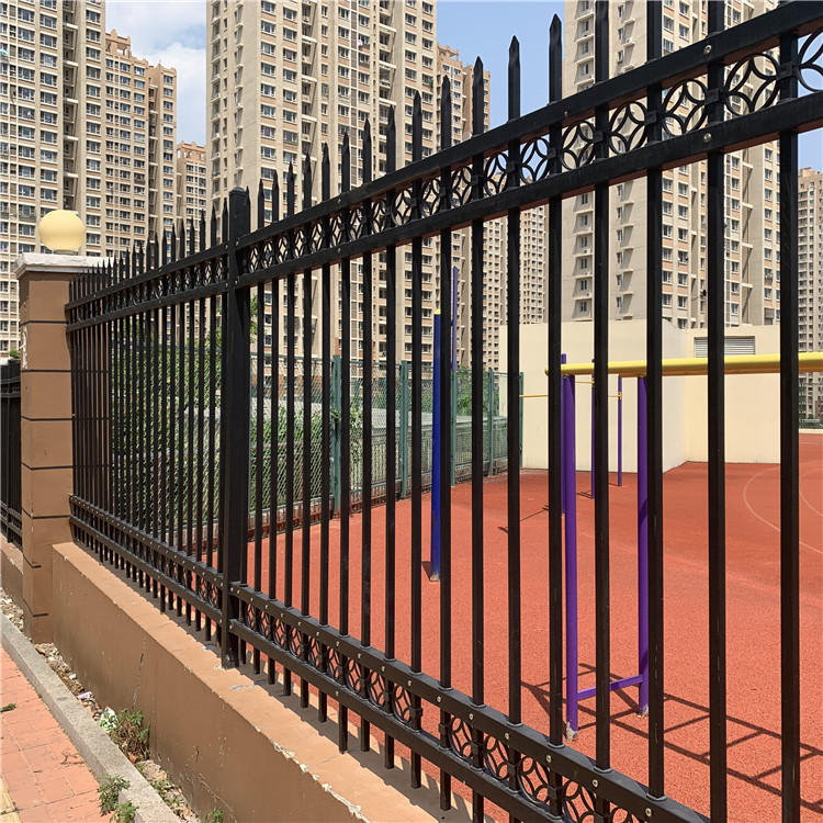 山东锌钢围墙护栏户外庭院花园铁艺栅栏别墅院墙小区学校隔离围栏