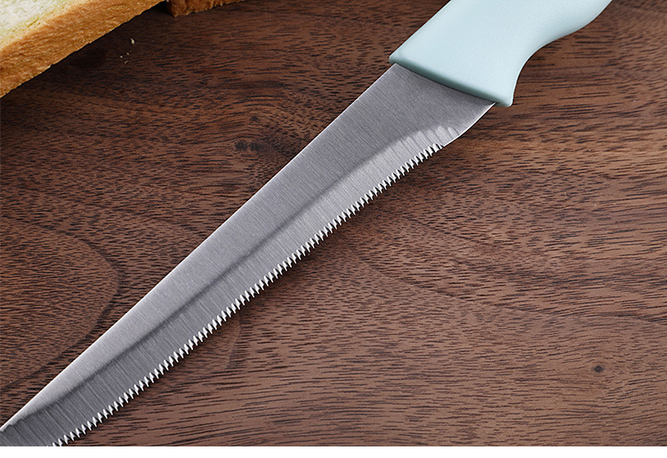 不锈钢牙刀水果塑料柄西餐细齿刀具牛排刀烧烤割肉家用