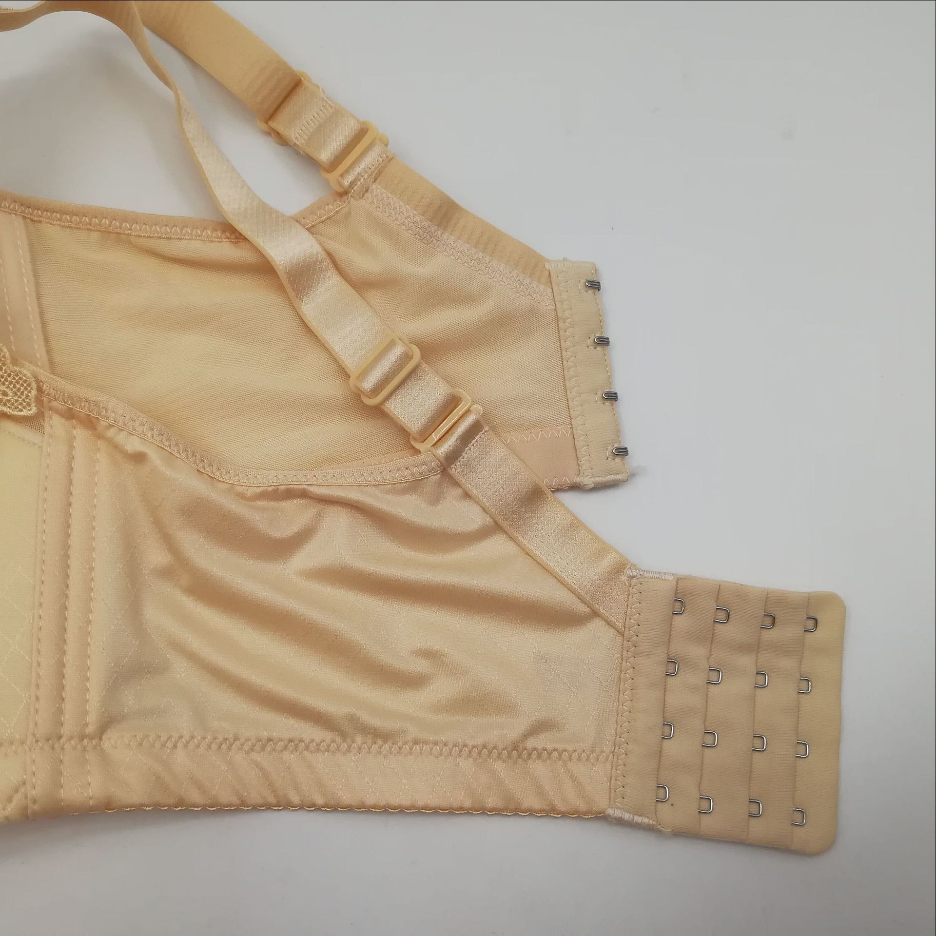 品牌无痕无钢圈调整型聚拢蕾丝抹胸款 薄杯 34b-40b 1827