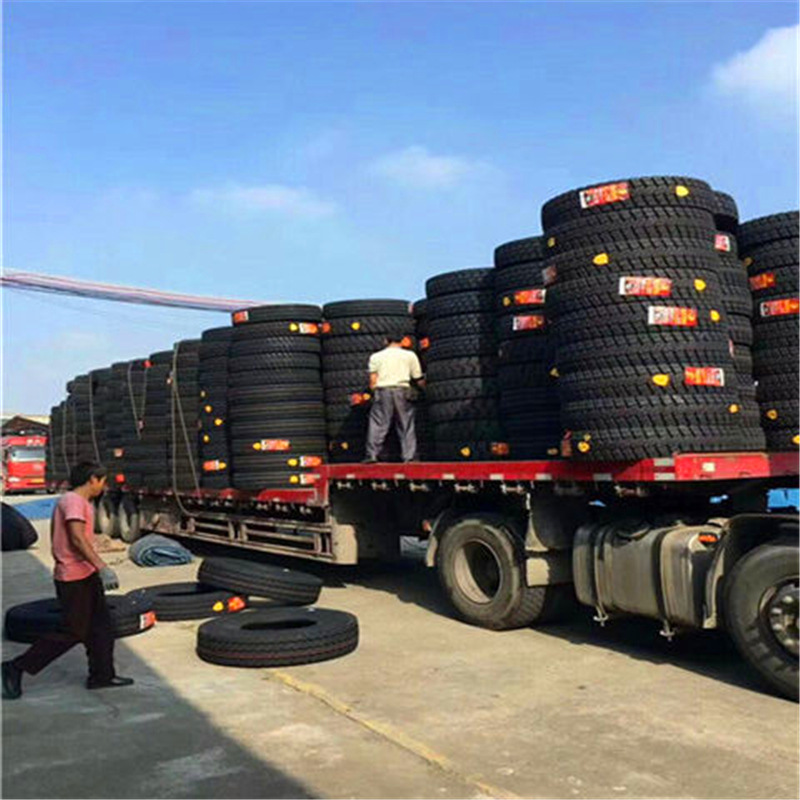 开运轮胎900 1000 1100 1200r20 11/12r22.5全钢丝卡货车载重耐磨