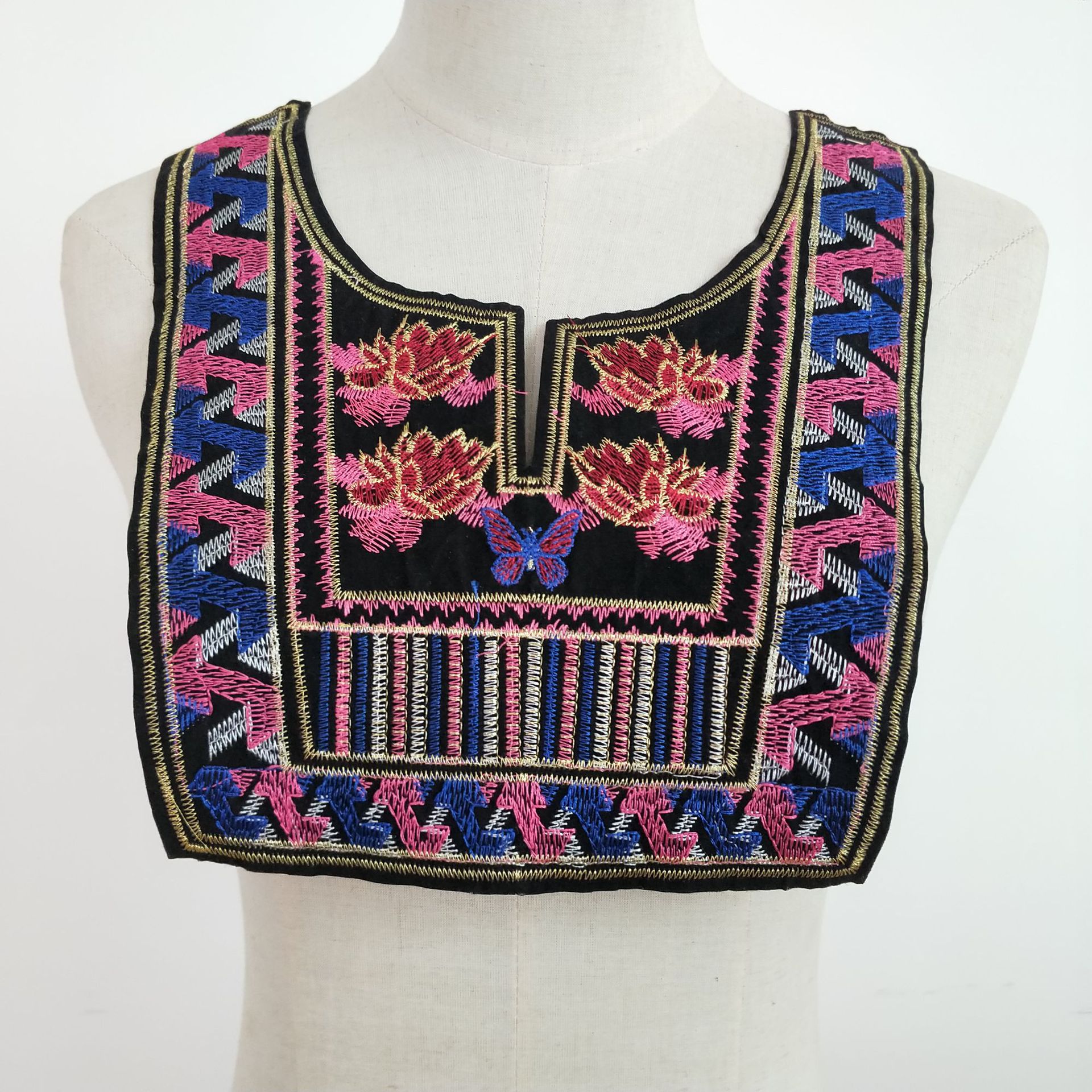 新款刺绣彩色荷花蕾丝衣领花边民族风假领子diy服装配饰现货批发