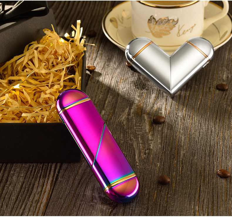 抖音同款投影灯爱心打火机旋转桃心灯情人节七夕刻字表白礼物