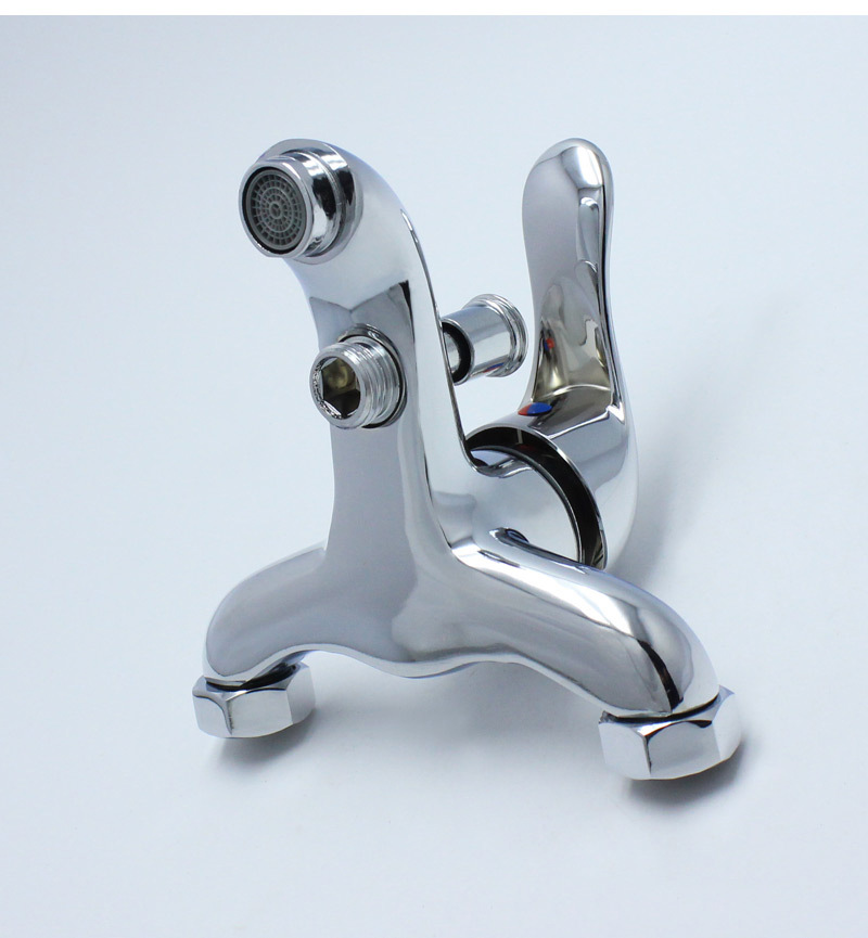 申达斯三联水龙头太阳能暗装混水阀热水器浴缸龙头浴室淋浴阀