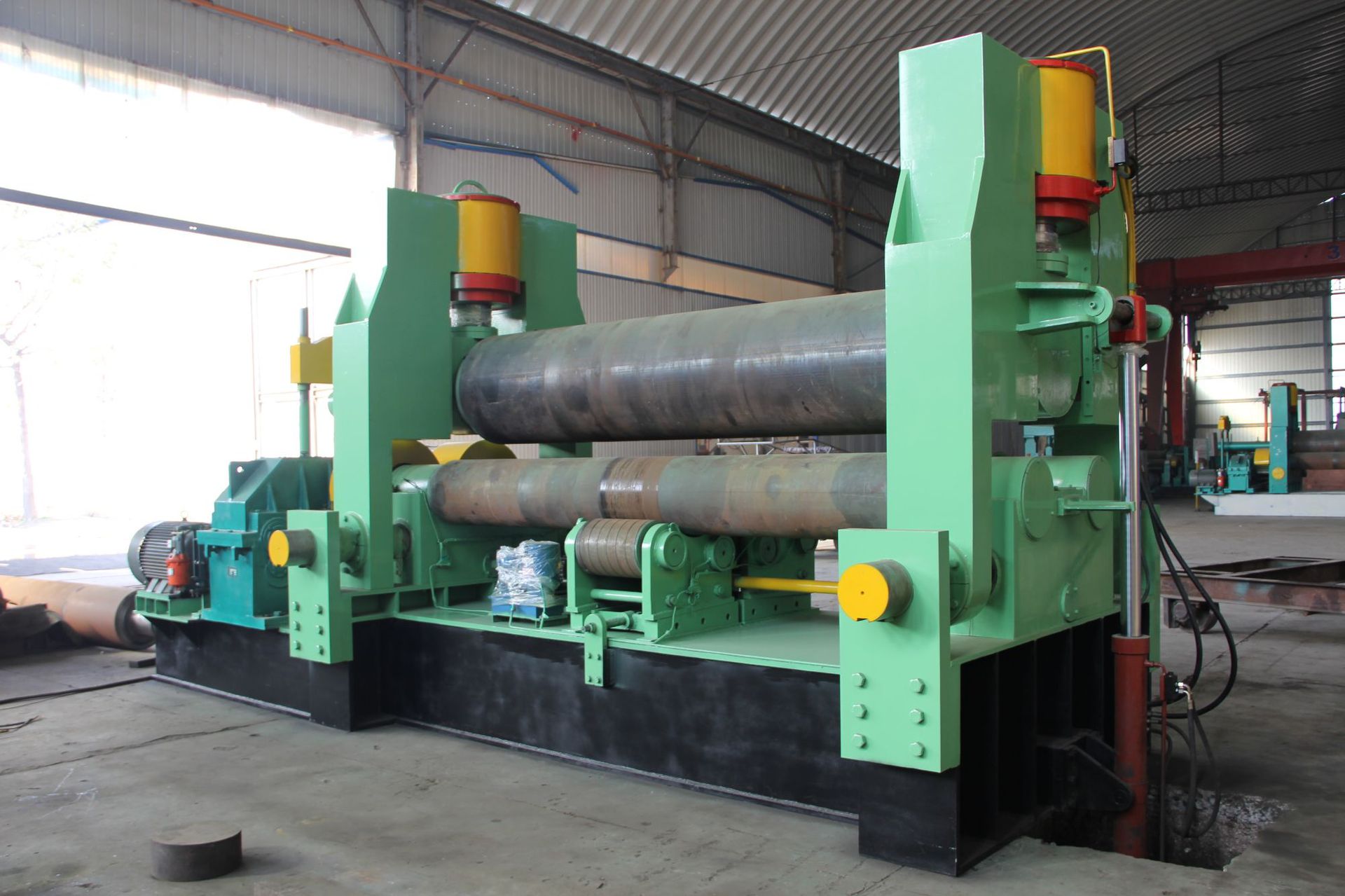 平价直供卷板机,大中微型俱全,2.3.4辊俱全,各种形式俱全