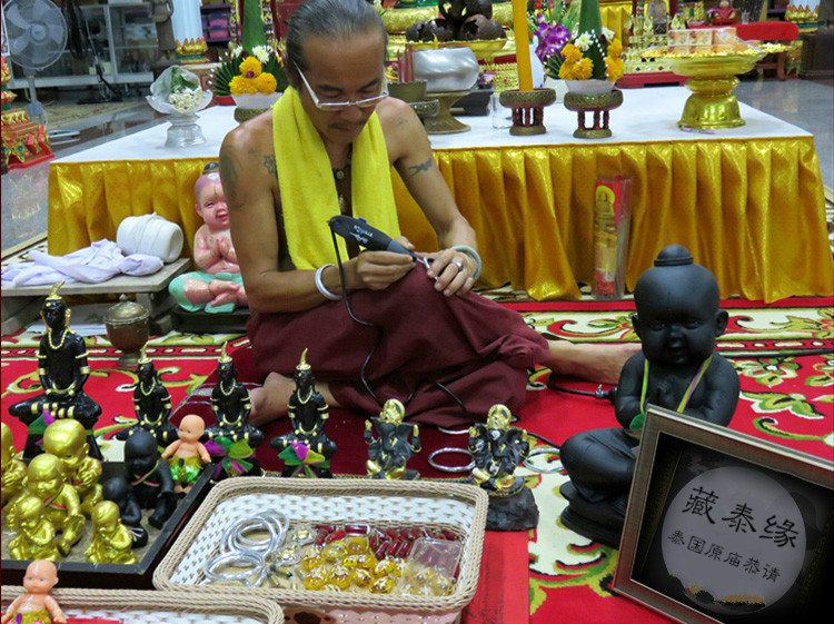 泰国原庙 阿赞力矿神牛莲花五条经文手镯 招财转运人缘手链