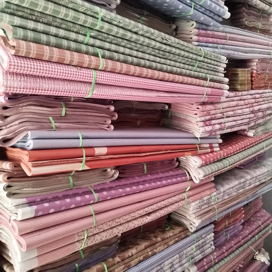 批发包装纸塞包纸 塞鞋纸撑包定型纸填充纸 花纸