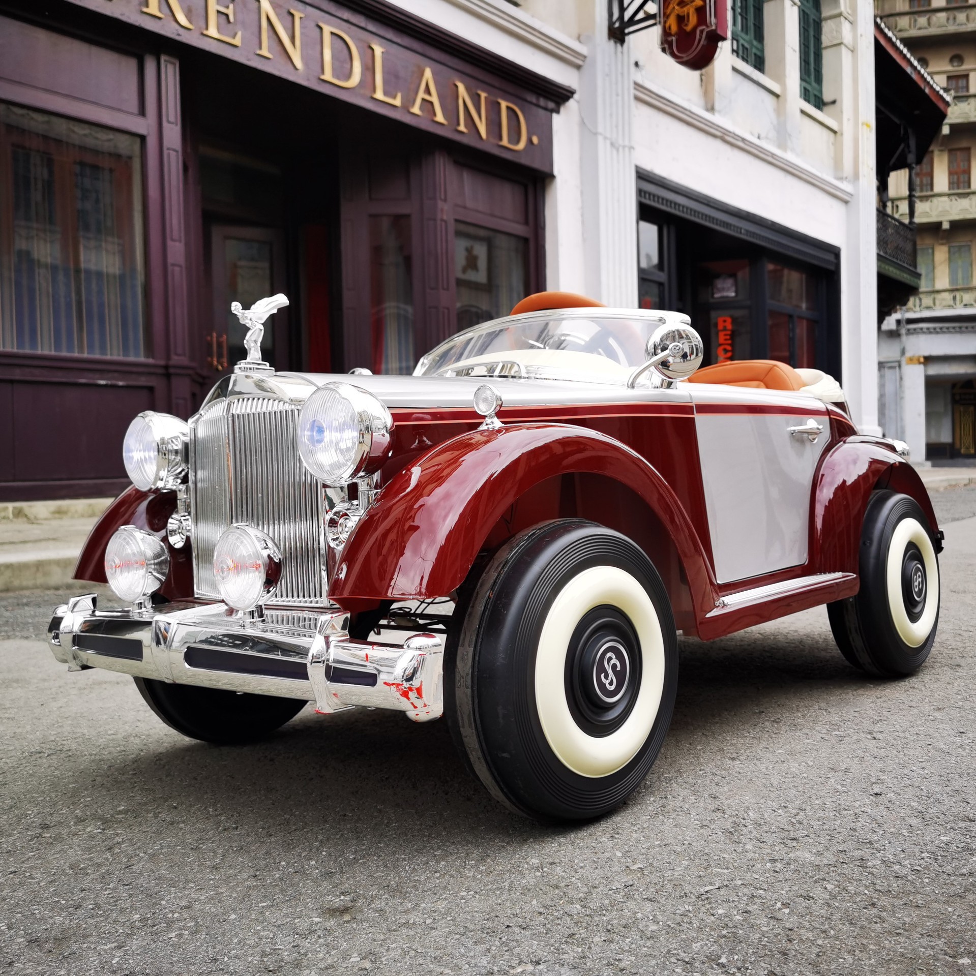 萨玛特老爷车儿童电动汽车四驱小孩玩具汽车遥控自驾双开门带摇摆