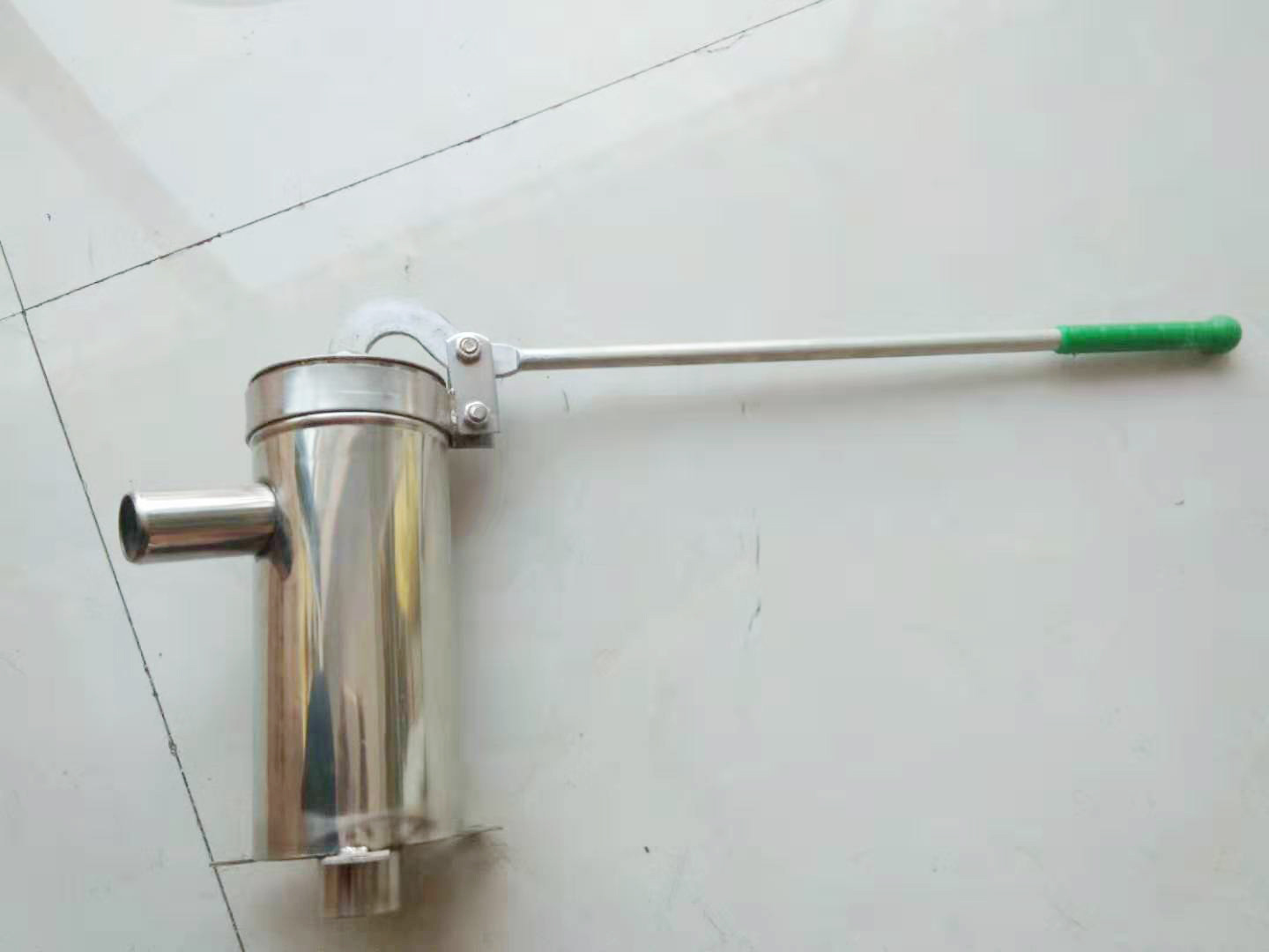 家用不锈钢压水井手动摇吸水泵铸铁大中小自吸手压泵摇水器压水器