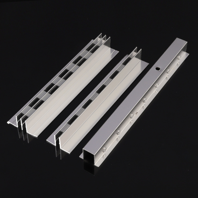 铝合金单双排a柱a条 双孔2.4米靠墙挂衣架货架 服装店货架aa支架