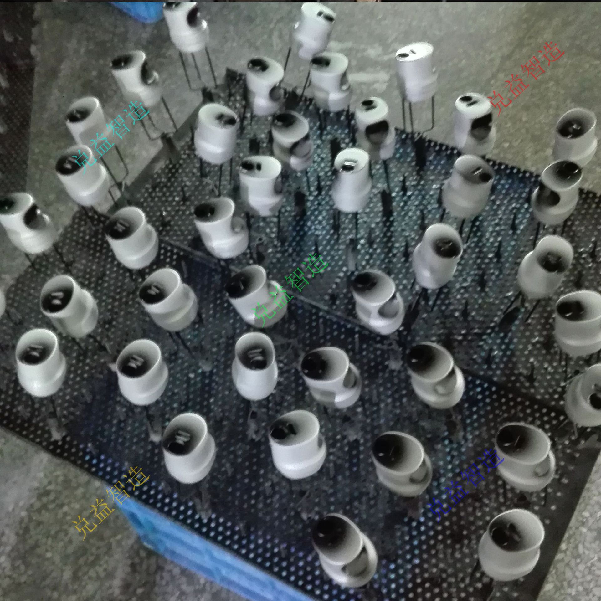 定制多功能数码相机喷涂机 数码相机自动喷漆机 数码相机喷涂设备