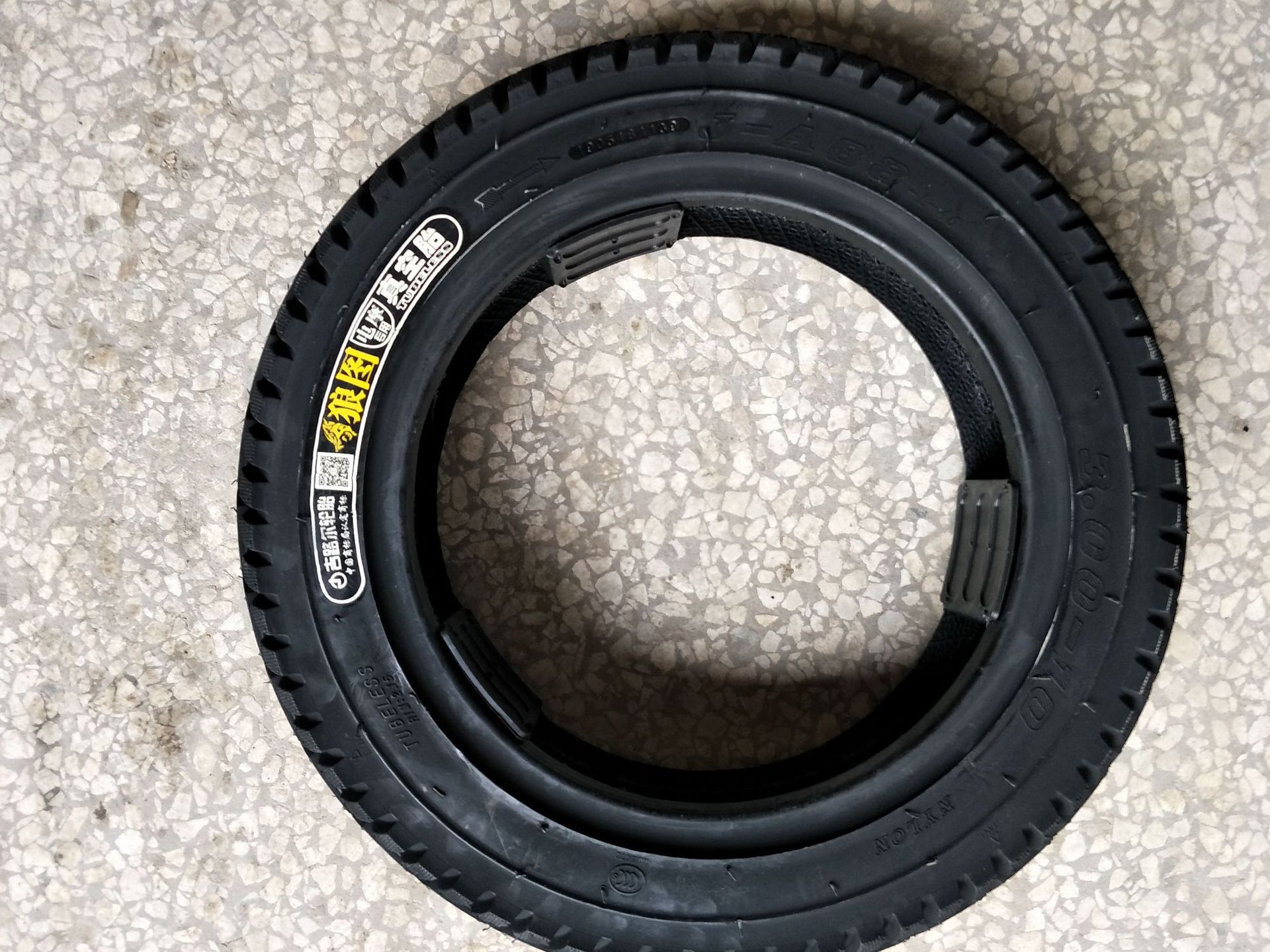 吉路尔真空外胎电动车狼图全型号加厚耐磨轮胎