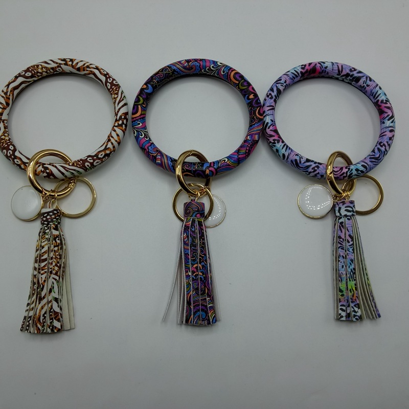 爆款亚马逊时尚潮流吊坠手镯钥匙环pu皮手镯钥匙手环批发工厂价位