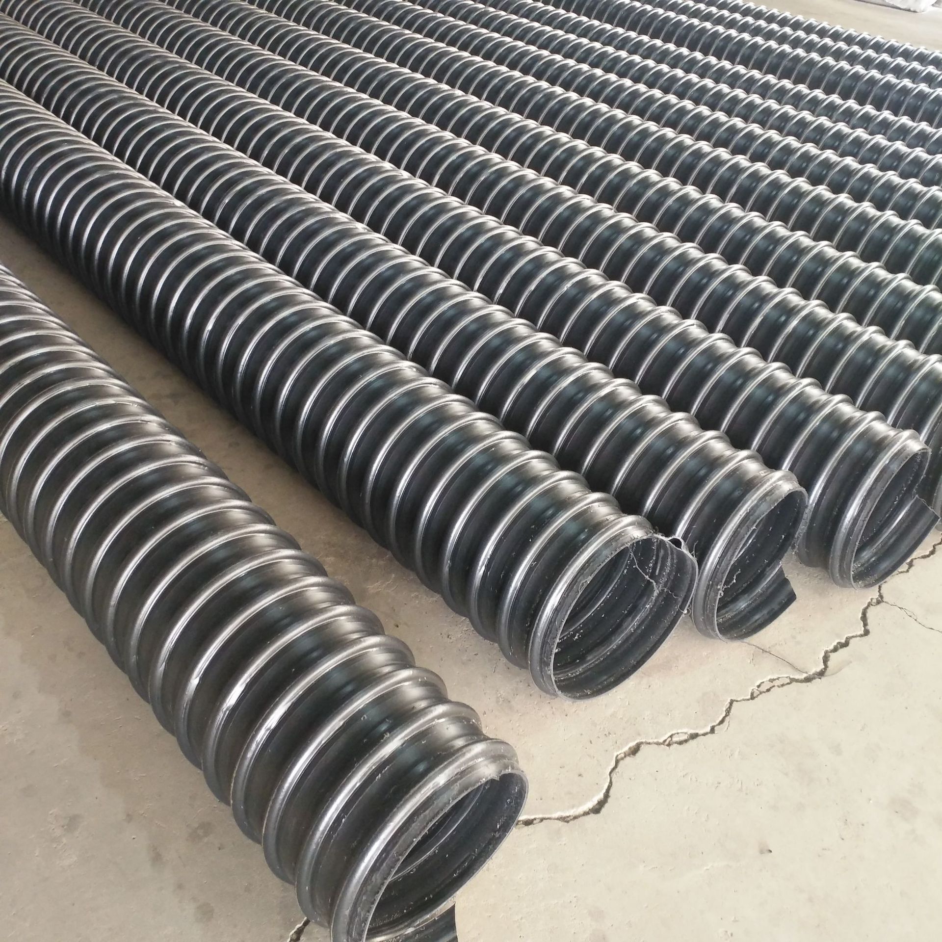 hdpe钢带管聚乙烯pe波纹管增强型大口径排污管材dn800管道厂家