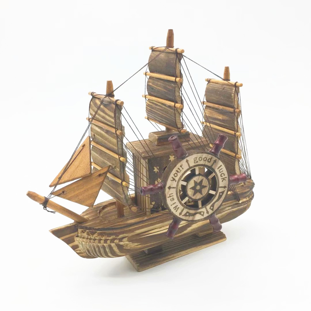 创意木制工艺品 新奇木制海盗船模型 带音乐帆船轮船模型礼品摆件