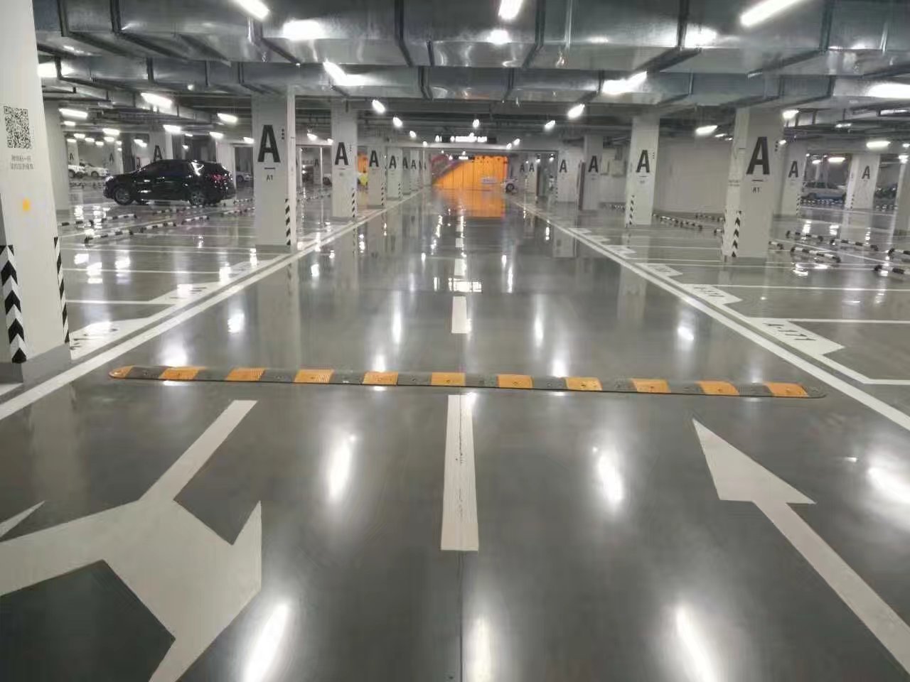 厂家直销金刚砂耐磨地坪固化剂地坪环氧地坪止滑坡道买材料送技术