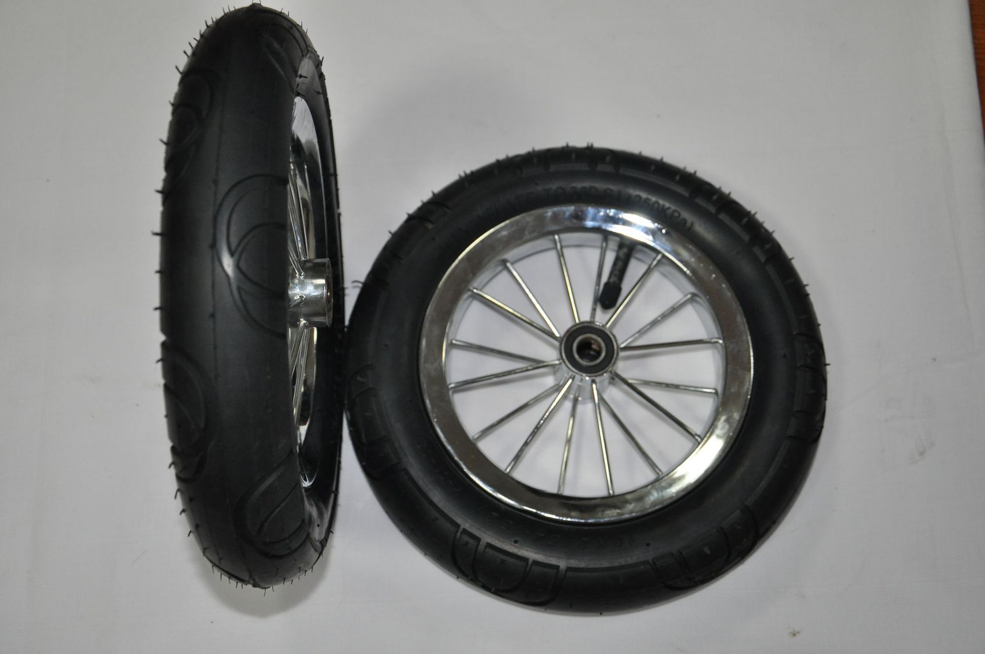 厂家直供10x2辐条钢圈轮 儿童平衡车轮 婴儿推车充气轮 滑板车轮