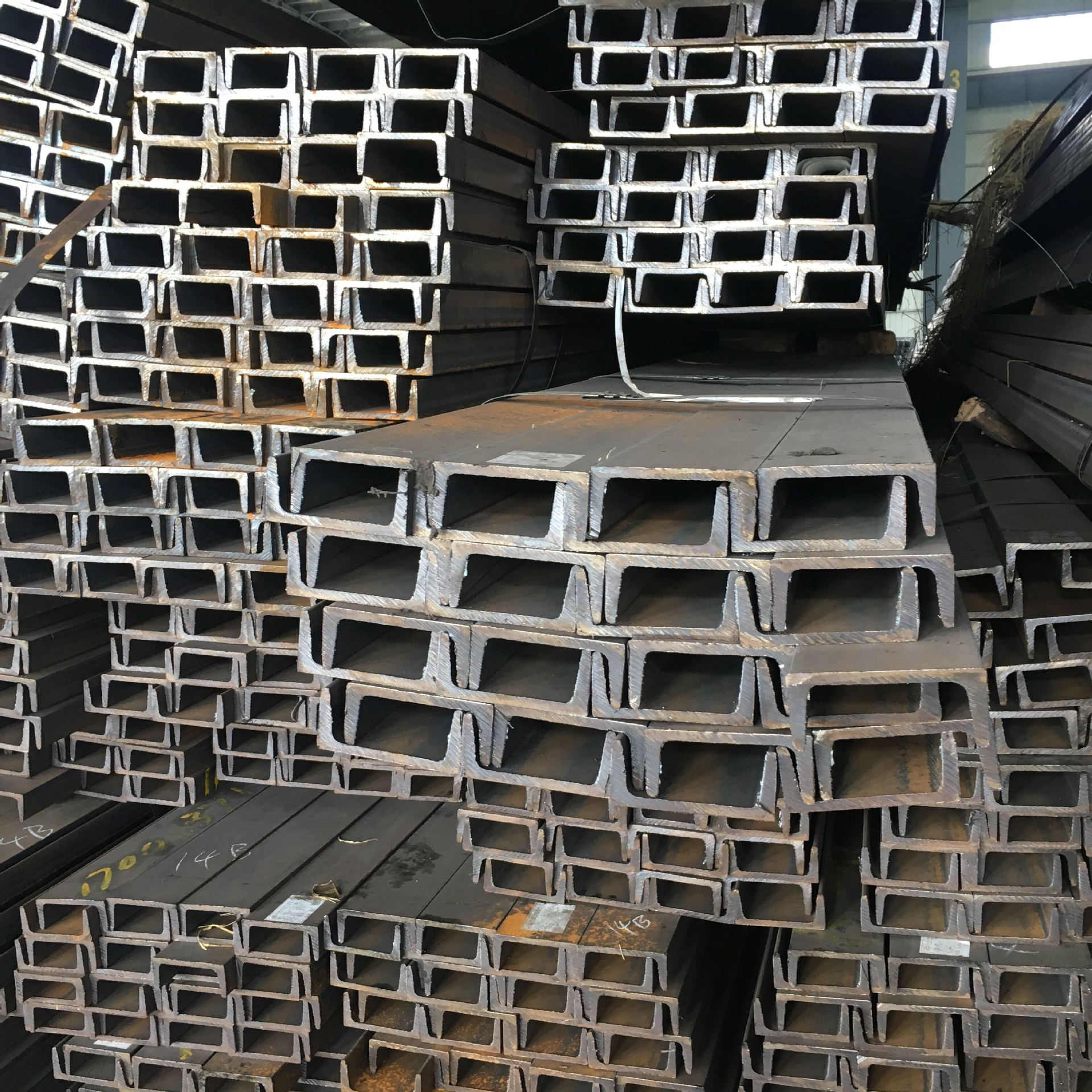 热镀锌u型q235b型槽钢 5# 6.3# 8# 10# 12# 14#钢材 零切定制