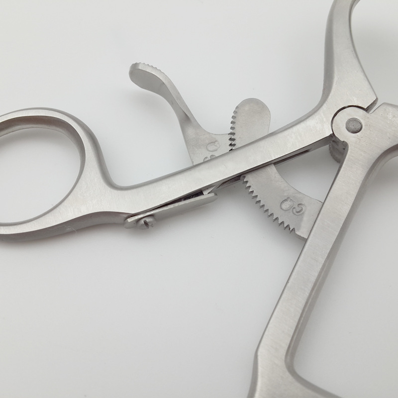 牵开器_多种规格不锈钢撑开器手术拱形牵开器 - 阿里巴巴