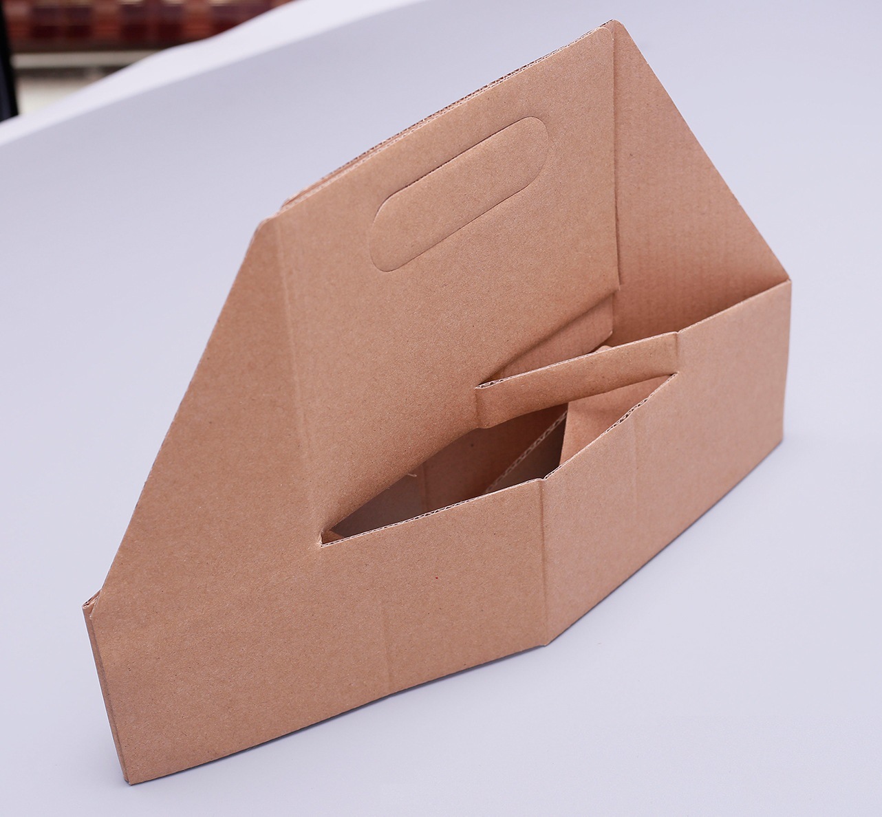 通用2/4/6位外卖奶茶皇茶响茶贡茶 咖啡饮料外卖手提打包纸盒