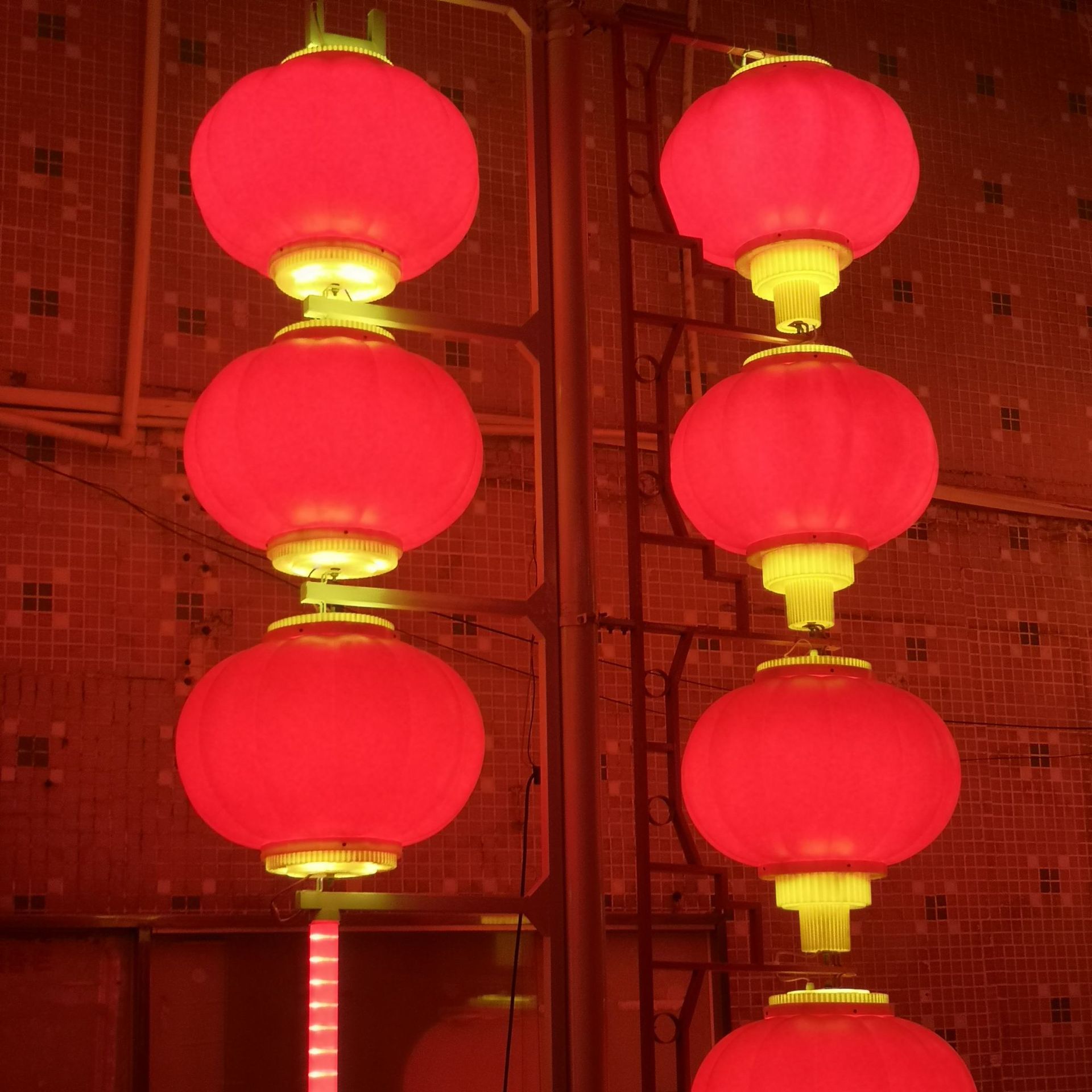 美耐尔户外广告节日路灯6米7米太阳能中国结 灯笼 户外路灯